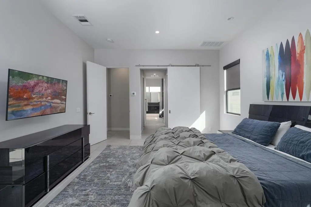 1345 Vue Place, Palm Springs, California 92262 home-pic-11