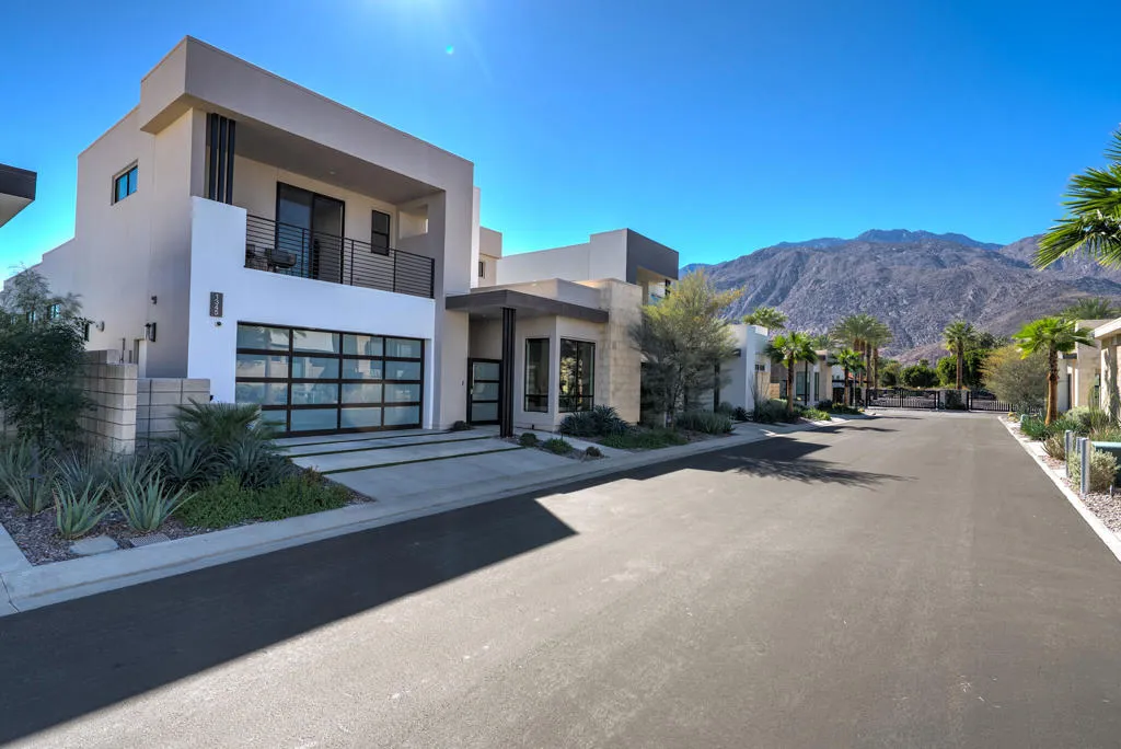1345 Vue Place, Palm Springs, California 92262 home-pic-2