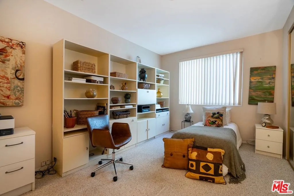 11535 Rochester Avenue 308, Los Angeles, California 90025 home-pic-20