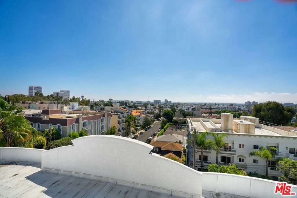 11535 Rochester Avenue 308, Los Angeles, California 90025 home-pic-45