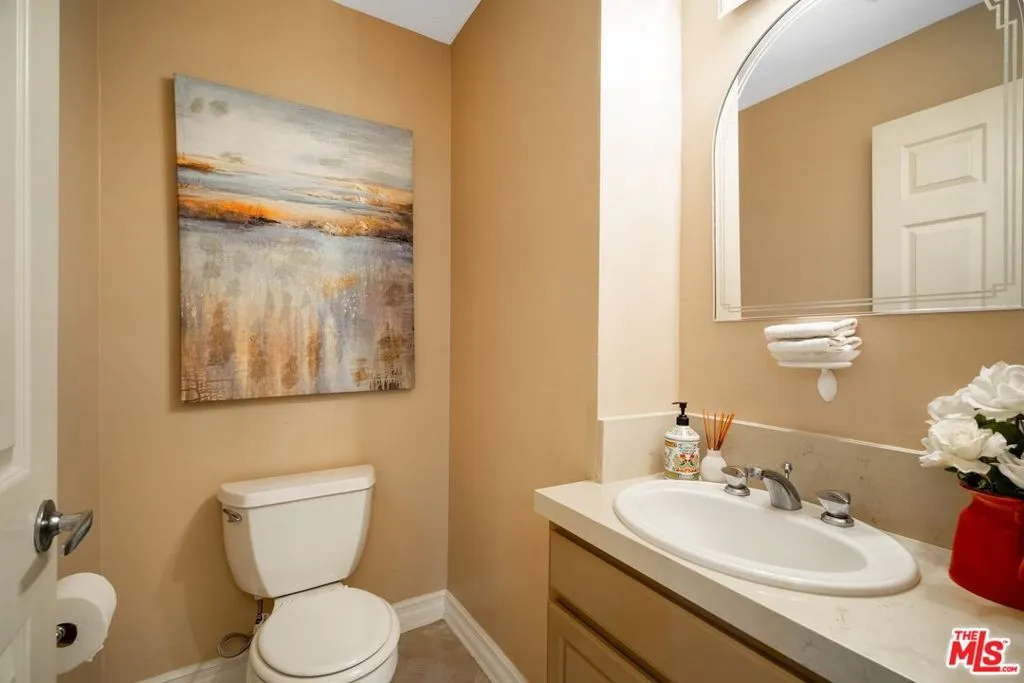 11535 Rochester Avenue 308, Los Angeles, California 90025 home-pic-18