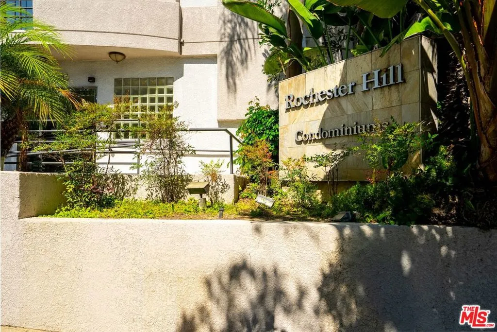 11535 Rochester Avenue 308, Los Angeles, California 90025 home-pic-25