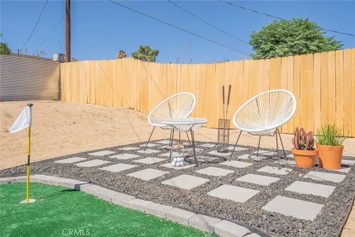 61537 La Jolla, Joshua Tree, California 92252