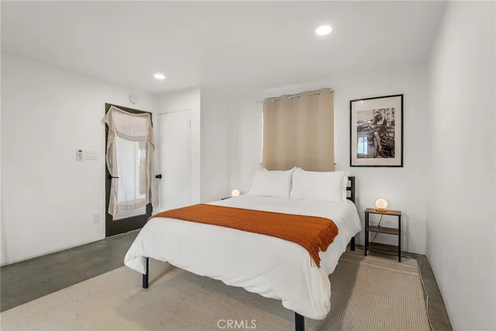 61537 La Jolla, Joshua Tree, California 92252