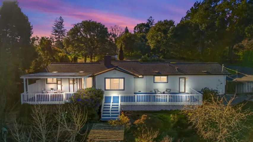 1430 Santa Maria Way, Sebastopol, California 95472
