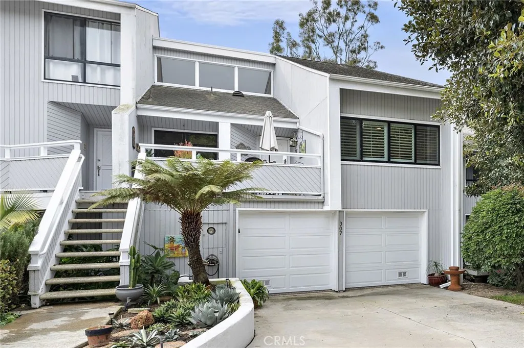 307 Columbia, Newport Beach, California 92663 home-pic-1