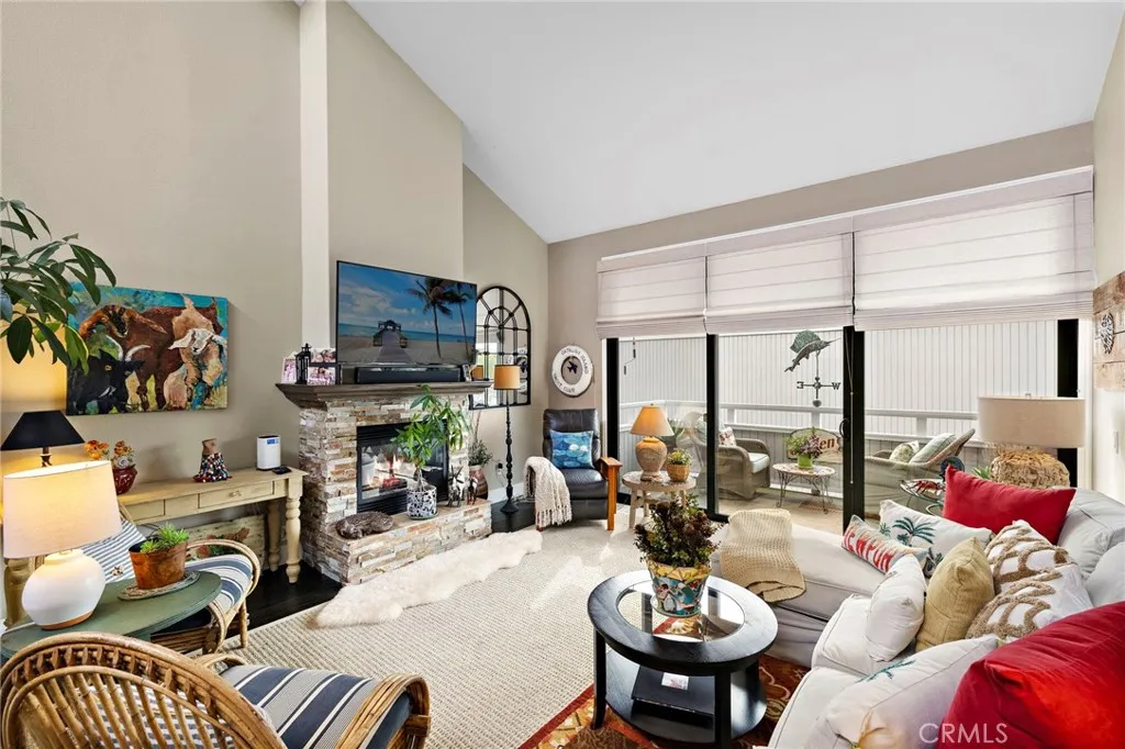 307 Columbia, Newport Beach, California 92663 home-pic-9