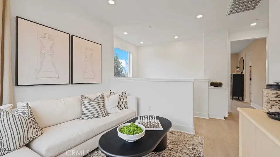 1025 Citron Road, Fullerton, California 92835 home-pic-19