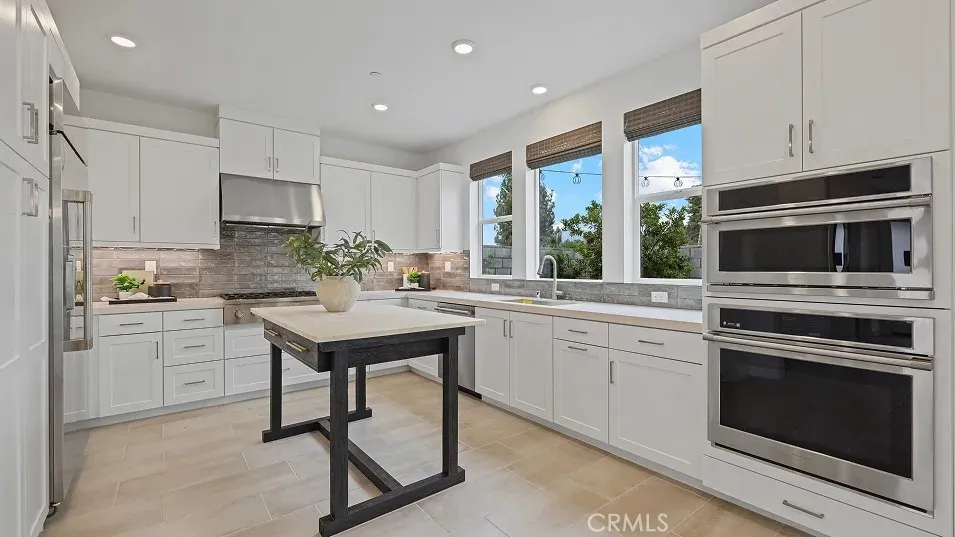 1025 Citron Road, Fullerton, California 92835 home-pic-1