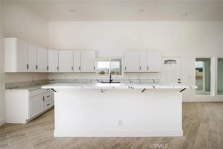 62474 Golden, Joshua Tree, California 92252