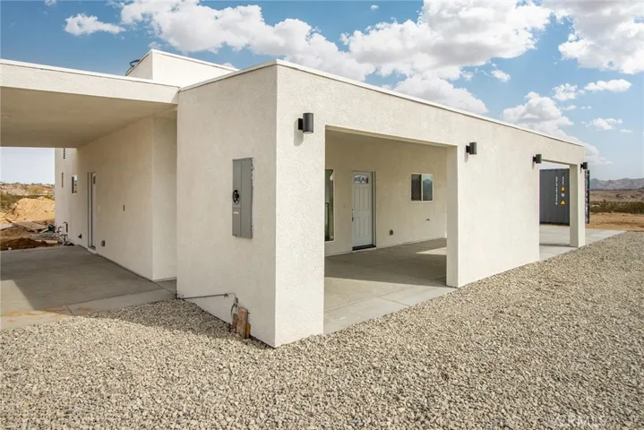 62474 Golden, Joshua Tree, California 92252