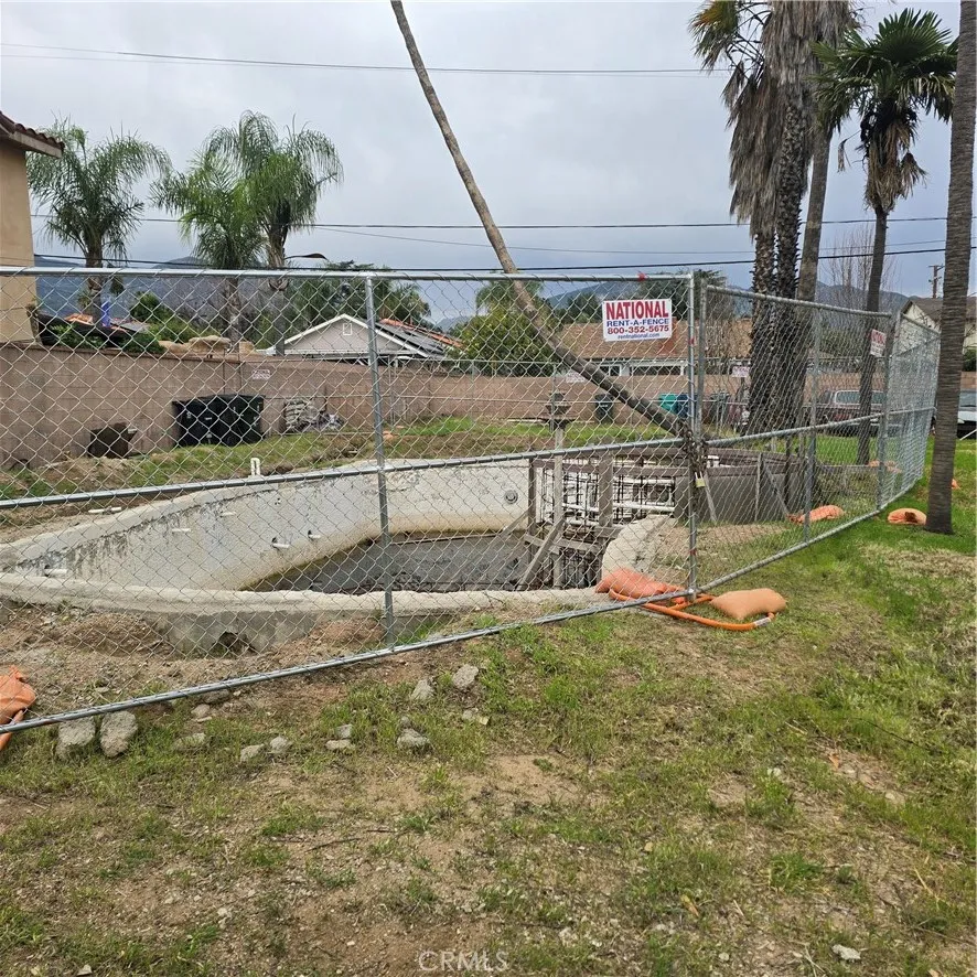 1617 Knox, San Fernando, California 91340 home-pic-10