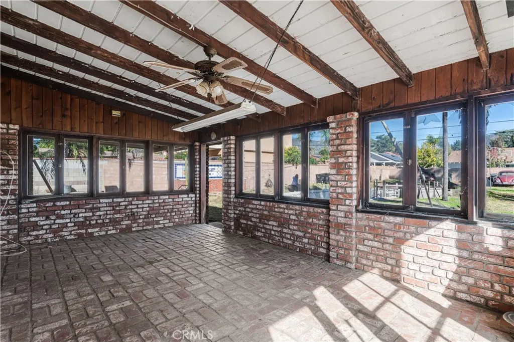 1617 Knox, San Fernando, California 91340 home-pic-18