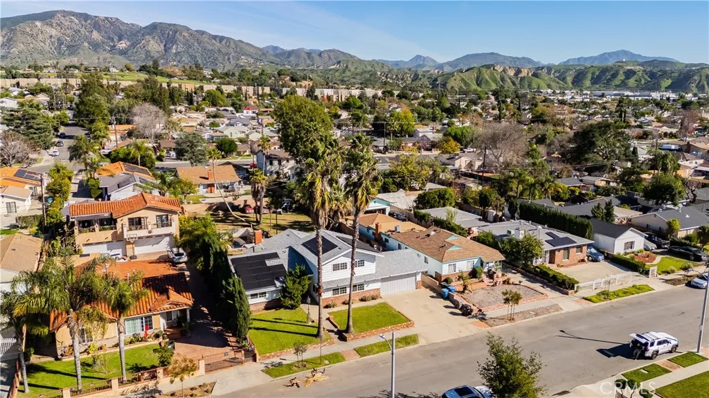 1617 Knox, San Fernando, California 91340 home-pic-4