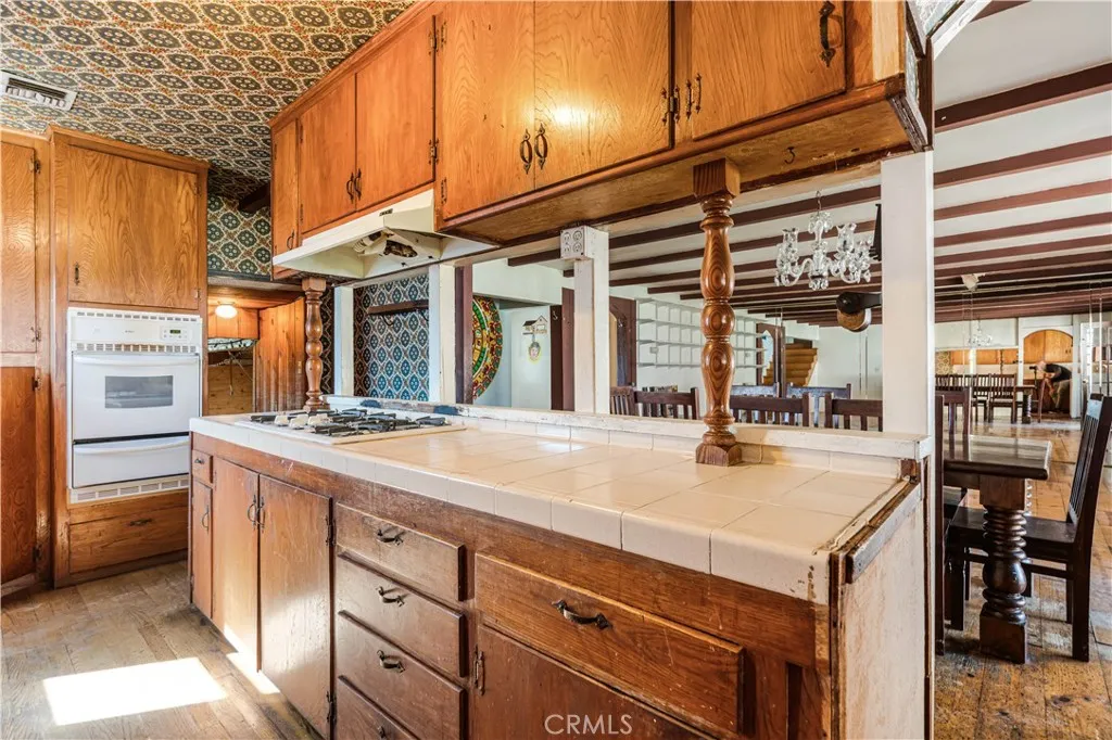 1617 Knox, San Fernando, California 91340 home-pic-11