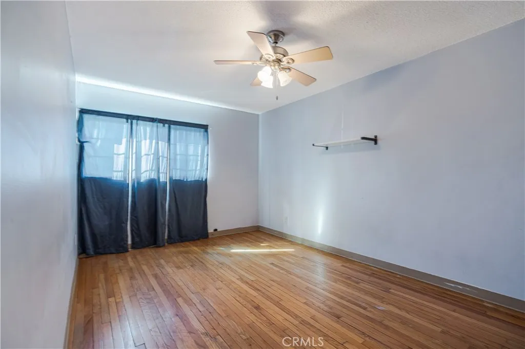1617 Knox, San Fernando, California 91340 home-pic-24