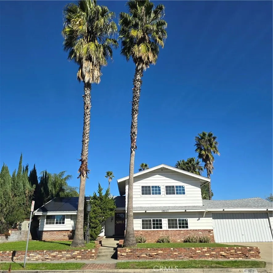 1617 Knox, San Fernando, California 91340 home-pic-1