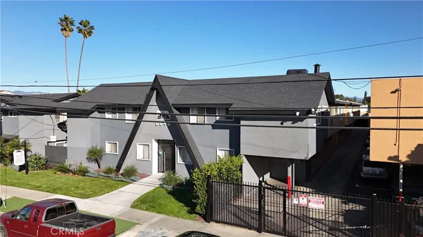 6640 Darby Avenue, Reseda, California 91335