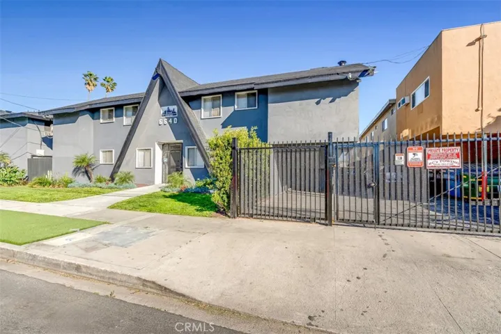 6640 Darby Avenue, Reseda, California 91335