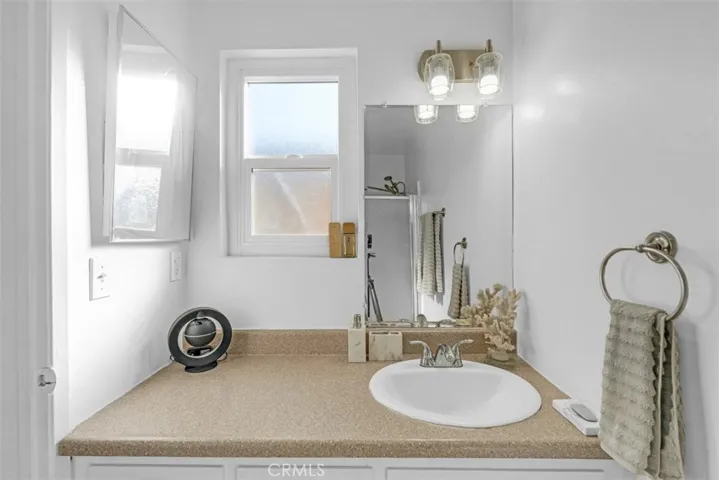 6640 Darby Avenue, Reseda, California 91335