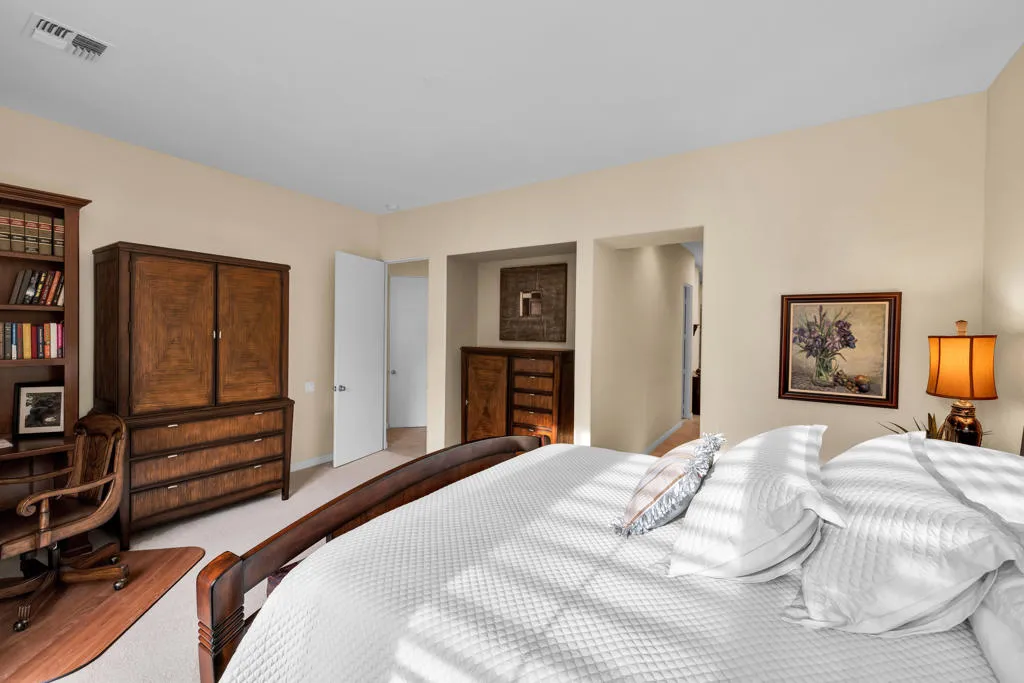 48055 Via Vallarta, La Quinta, California 92253 home-pic-4