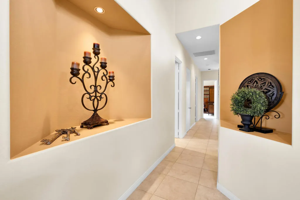 48055 Via Vallarta, La Quinta, California 92253 home-pic-17
