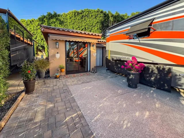 luxury RV lot 156-5