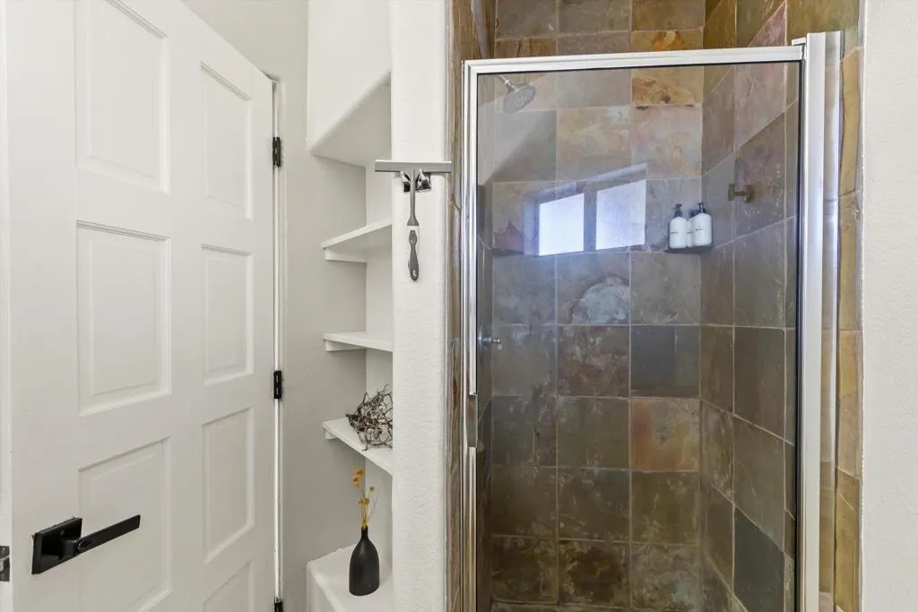 57075 Farrelo Court, Yucca Valley, California 92284 home-pic-22