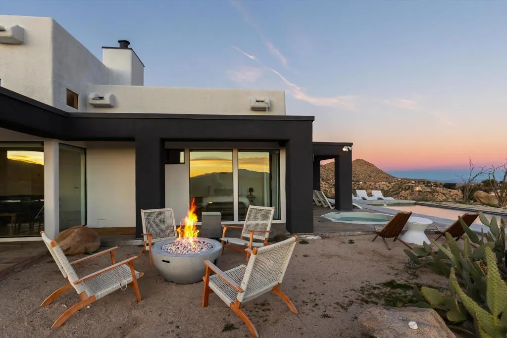 57075 Farrelo Court, Yucca Valley, California 92284 home-pic-35