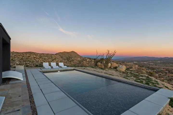 57075 Farrelo Court, Yucca Valley