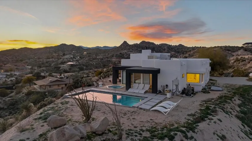 57075 Farrelo Court, Yucca Valley