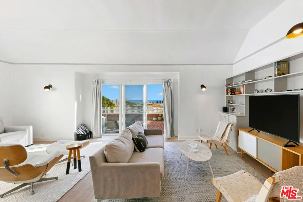 30830 Broad Beach Road, Malibu, California 90265 home-pic-24