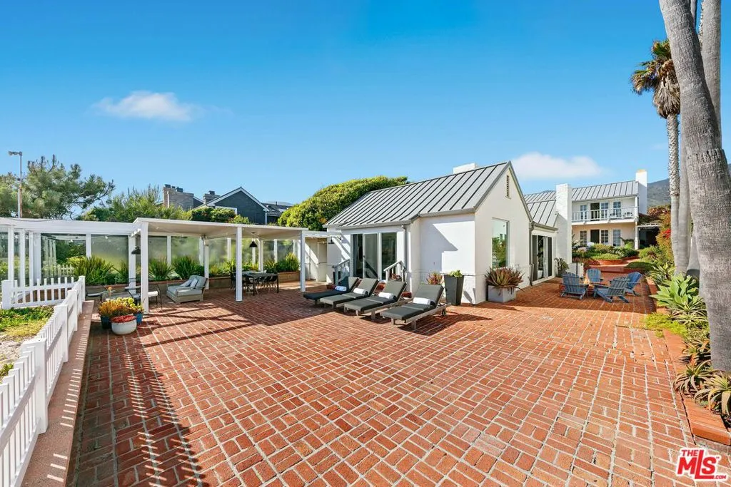 30830 Broad Beach Road, Malibu, California 90265 home-pic-12