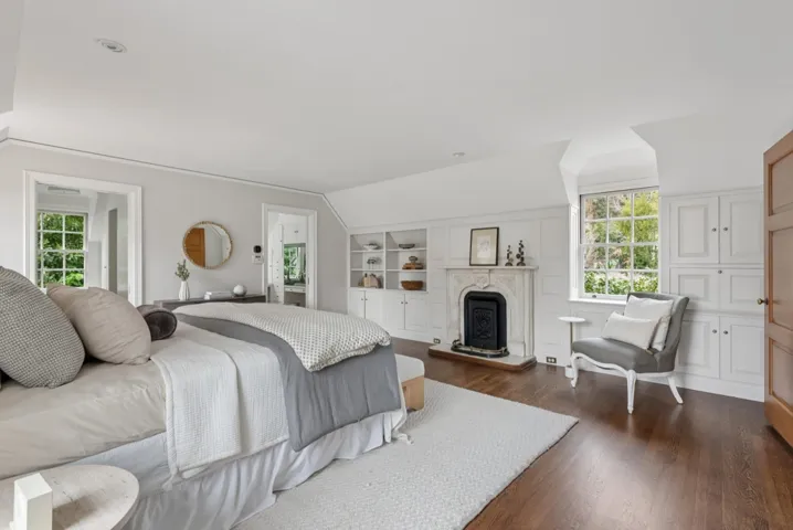 333 333 Hampton Road, Piedmont, California 94611
