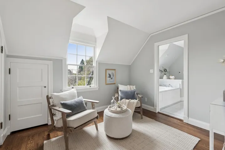 333 333 Hampton Road, Piedmont, California 94611