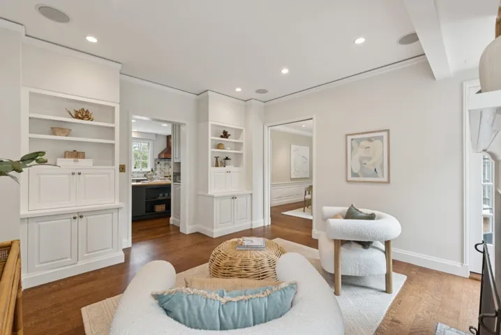 333 333 Hampton Road, Piedmont, California 94611