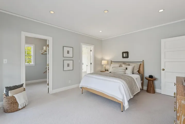 333 333 Hampton Road, Piedmont, California 94611