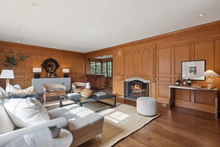 333 333 Hampton Road, Piedmont, California 94611