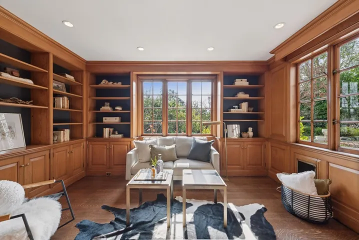 333 333 Hampton Road, Piedmont, California 94611