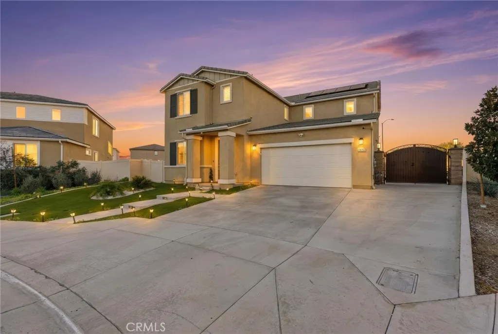 24703 Lightning Way, Moreno Valley, California 92551 home-pic-3