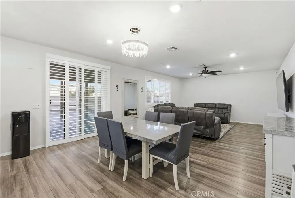 24703 Lightning Way, Moreno Valley, California 92551 home-pic-8