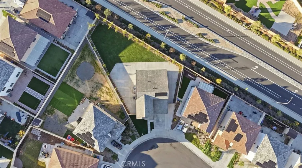24703 Lightning Way, Moreno Valley, California 92551 home-pic-46