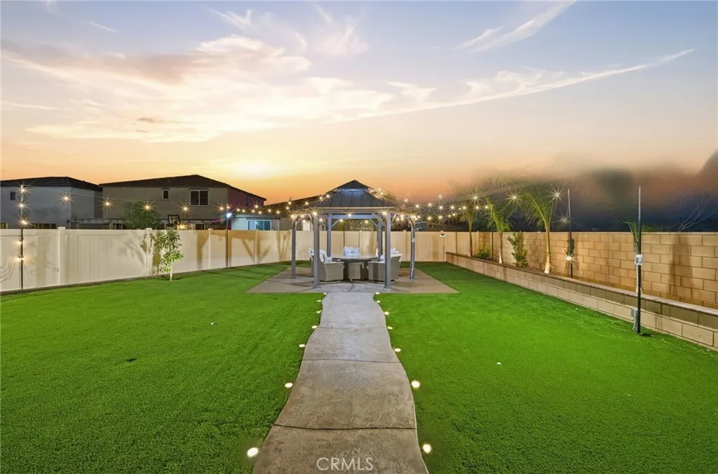 24703 Lightning Way, Moreno Valley, California 92551 home-pic-42