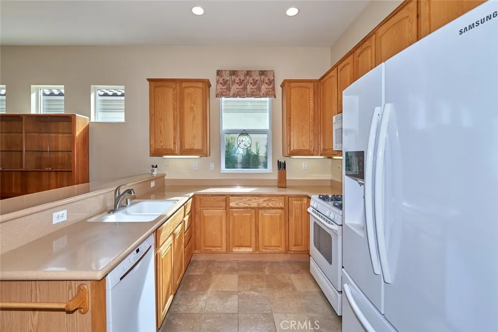 1566 High Meadow, Beaumont, California 92223 home-pic-15