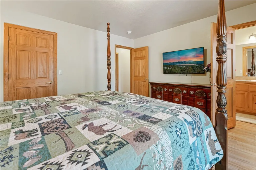 446 Shady, Big Bear Lake, California 92315 home-pic-22