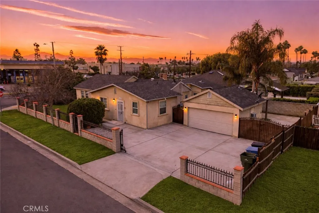 5111 Arlington Avenue, Riverside, California 92504 home-pic-1