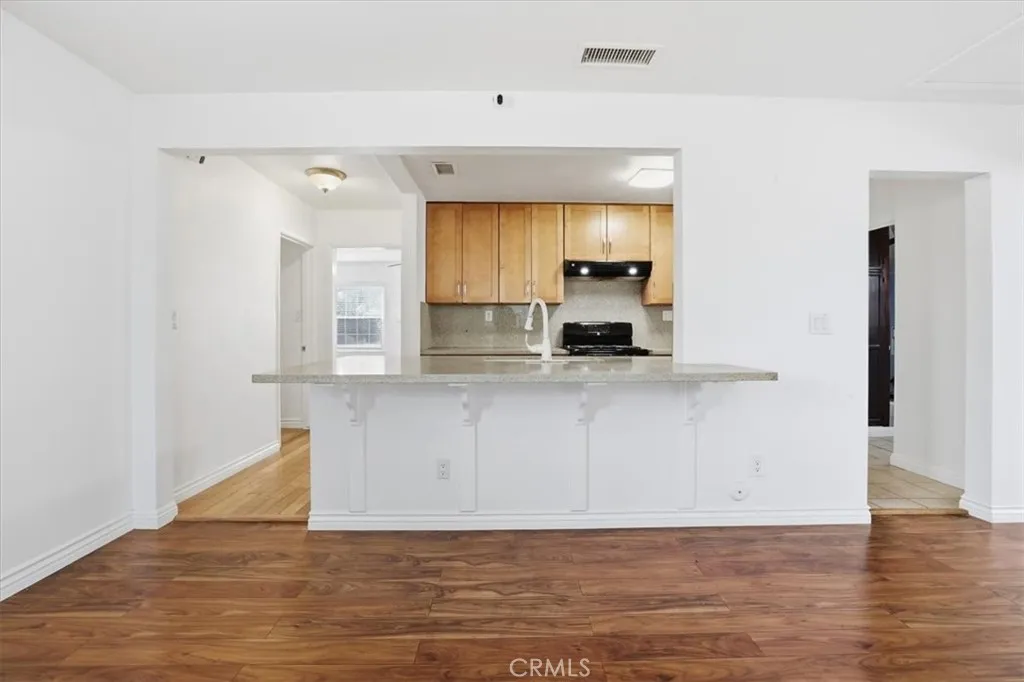 5111 Arlington Avenue, Riverside, California 92504 home-pic-10