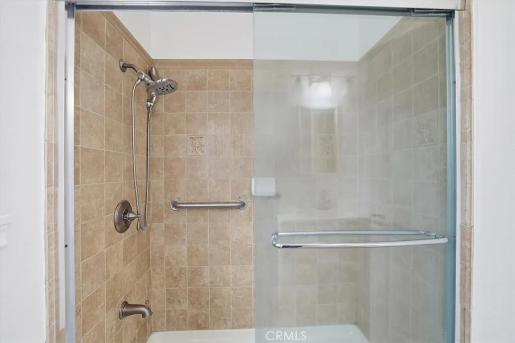 5111 Arlington Avenue, Riverside, California 92504 home-pic-19