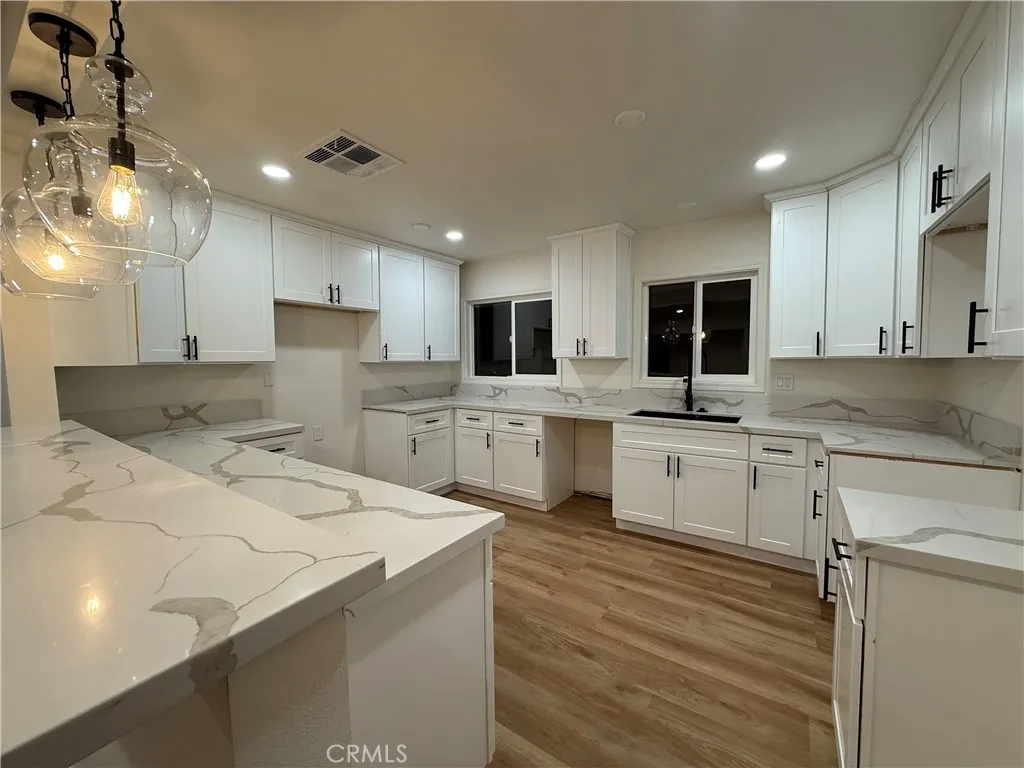 868 N Dallas, San Bernardino, California 92410 home-pic-4