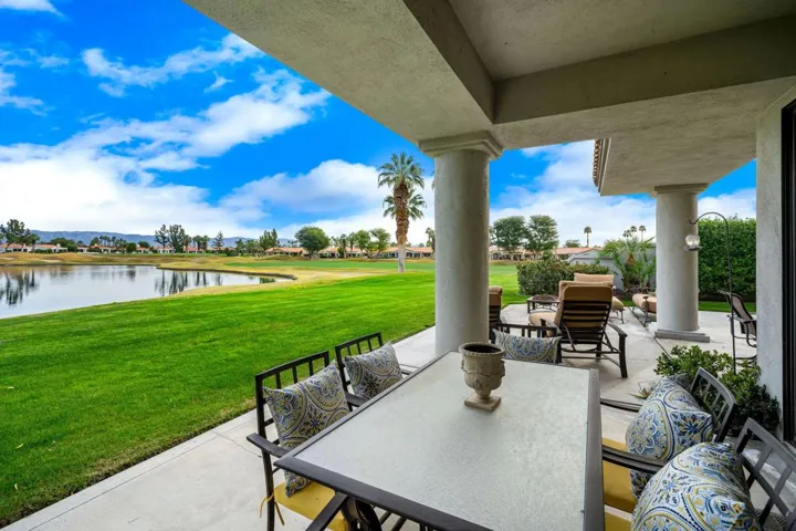 24-web-or-mls-JBPecanValley_OPMG_0126_02